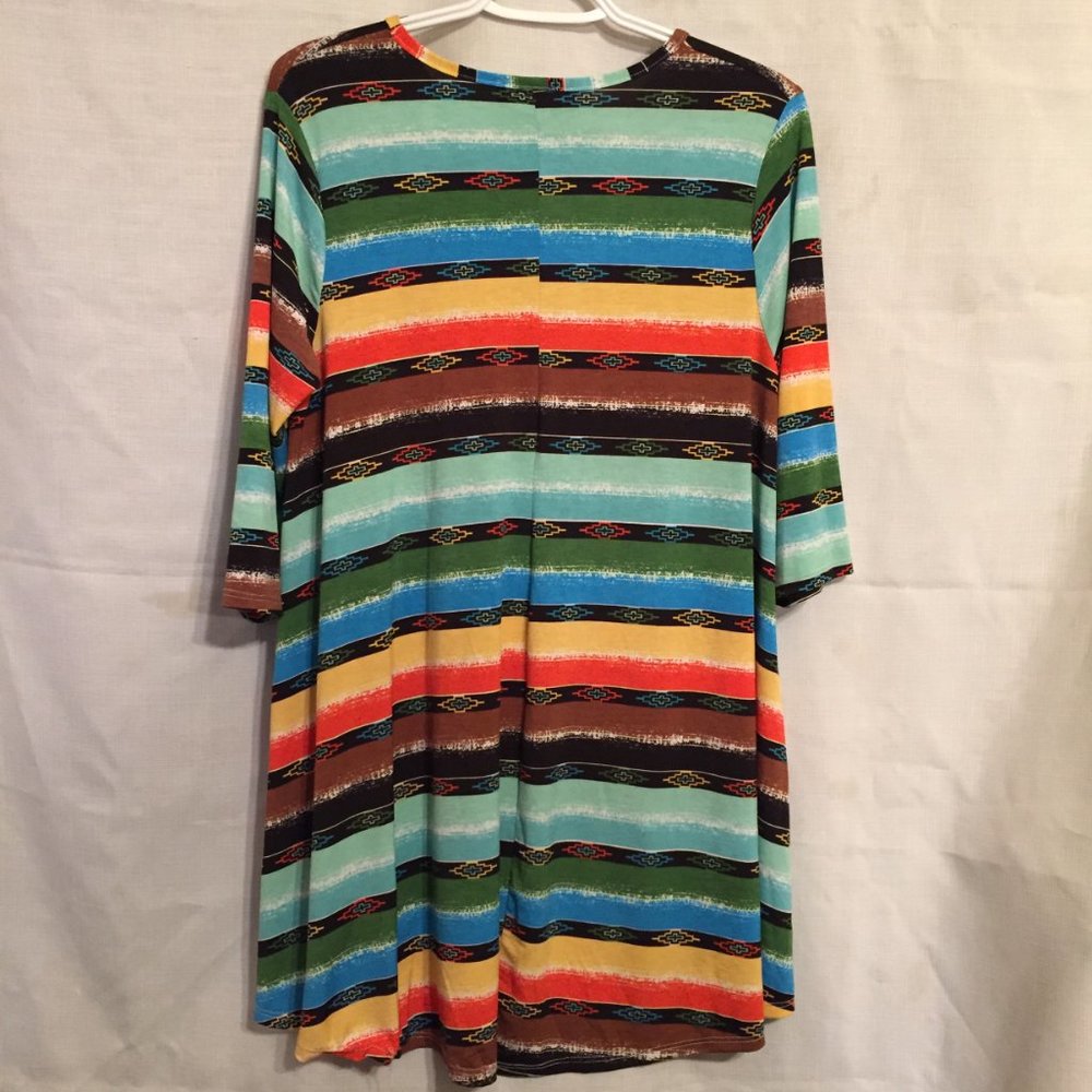 Lucky & Blessed L&B Multi-Color High-Low Top Small - Picture 6 of 8